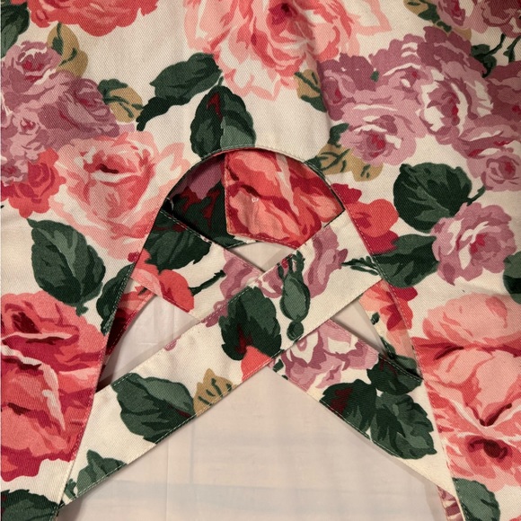 Carol Anderson | VNTG Floral Button-Down Dress with Belt - Picture 8 of 11